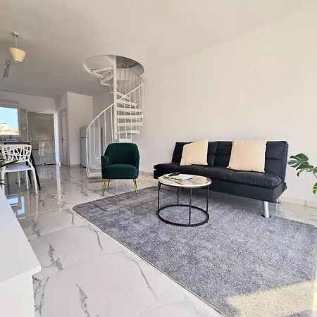 בית נופש 2bd Garden Paphos